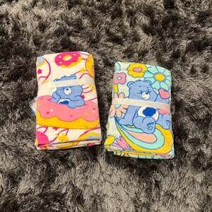 2 Sets of 2 Care Bears Grumpy Bear Hand Towels